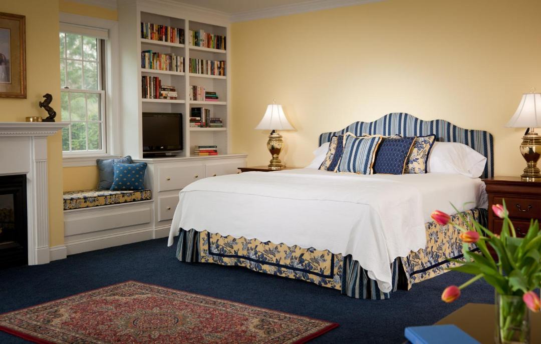 Photo of Bedroom in Centreville