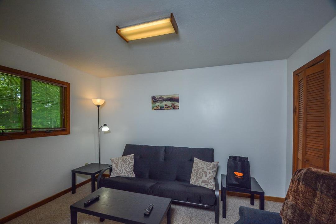 Photo of Livingroom in Thayerville