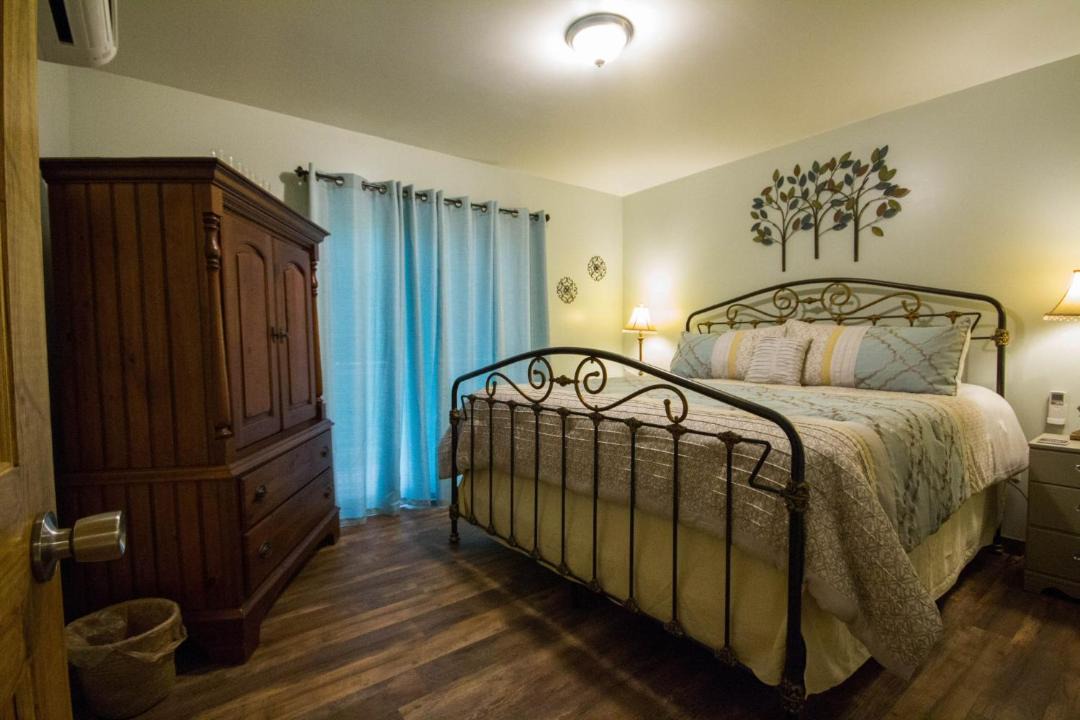 Photo of Bedroom in Luray