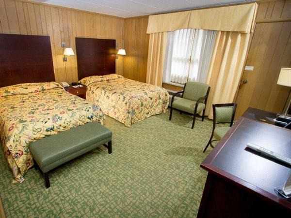 Photo of Bedroom in Wheeling
