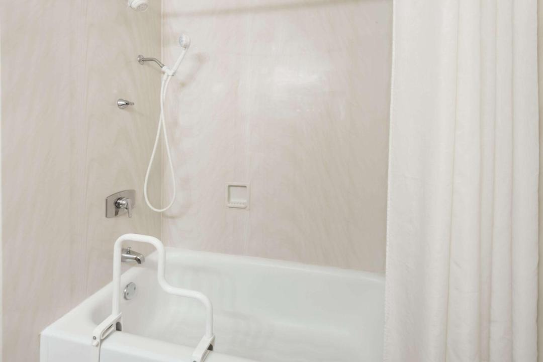 Photo of Bathroom in Niles