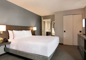 Hyatt Place Fort Lee / George Washington Bridge