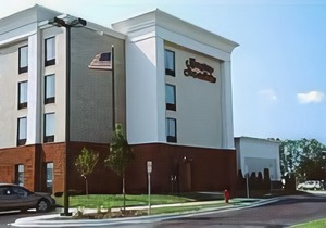 Hampton Inn & Suites Cincinnati-Union Centre