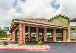 Quality Inn Columbia City Near US-30