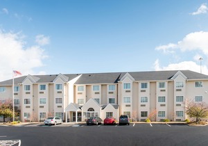 Microtel Inn and Suites North Canton