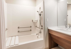 Microtel Inn & Suites by Wyndham Altoona