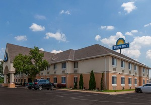 Days Inn by Wyndham Milan Sandusky South