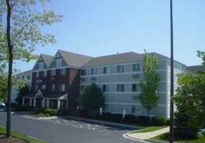 Extended Stay America Suites - Cincinnati - Blue Ash - Reed Hartman