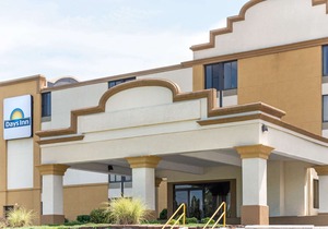 Days Inn by Wyndham Hagerstown