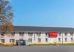 Econo Lodge Airport