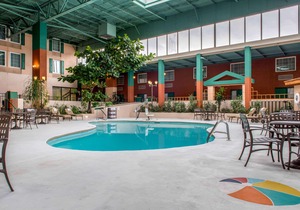 Quality Hotel Conference Center Cincinnati Blue Ash