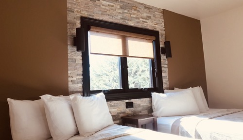 Family Suite, 1 Bedroom, Pool View ( Two Queen Beds with Kitchen)