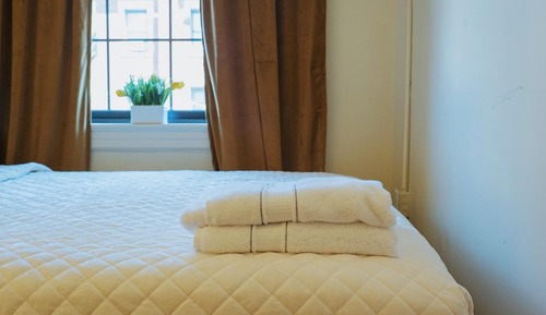 Superior Room, 1 Queen Bed (Shared Bathrooms)