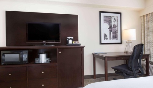 Deluxe Room, 1 King Bed, Accessible, Non Smoking (Mobility)