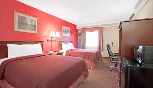 Deluxe Double Room with Two Double Beds - Non-Smoking