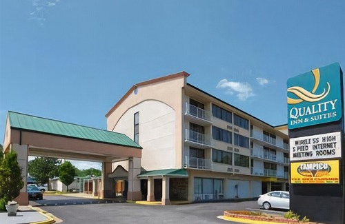 Laurel Hotel | Quality Inn & Suites Laurel