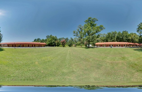 Pocomoke City Hotel | Econo Lodge Pocomoke City Hwy 13