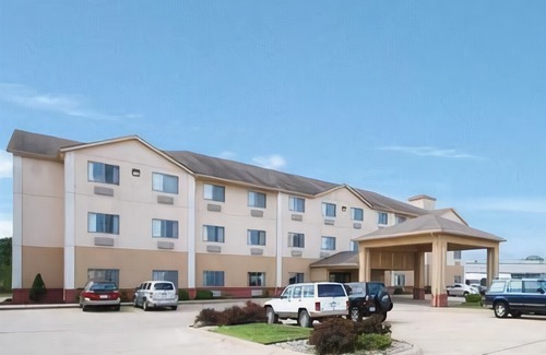 Harrison Hotel | Best Western Plus Whitewater Inn