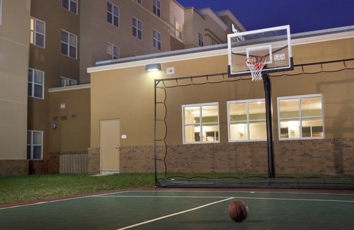Central Newport News Hotel | Residence Inn Newport News Airport