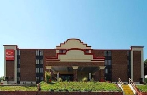 Hagerstown Hotel | Days Inn by Wyndham Hagerstown