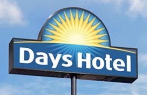 Wildwood Hotel | Days Inn & Suites by Wyndham Wildwood