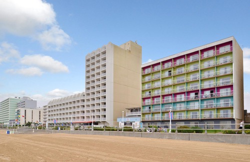 Northeast Virginia Beach Hotel | SureStay Studio by Best Western Virginia Beach Oceanfront