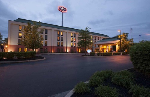 Deepwater Hotel | Hampton Inn Pennsville