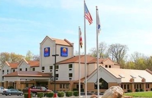 LaVale Hotel | Comfort Inn & Suites LaVale - Cumberland