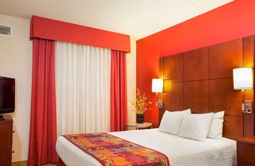 Central Newport News Hotel | Residence Inn Newport News Airport