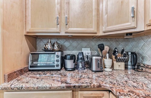 Centreville House | Spacious Modern 3-bedroom house in charming Centreville with WiFi