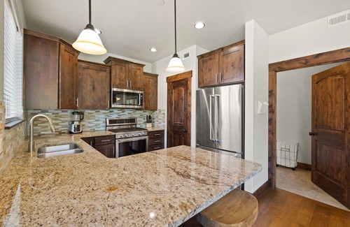 Snowbird Condo | Family-sized ski retreat minutes from Park City and Deer Valley