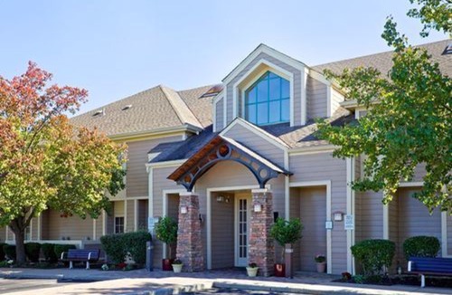 Somerset Hotel | Sonesta ES Suites Somerset