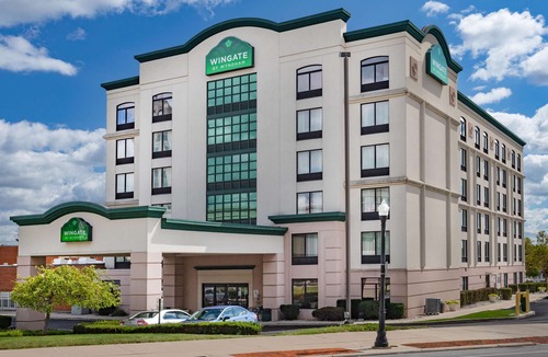 Lima Hotel | Wingate by Wyndham Lima