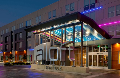 Twin Brook Hotel | Aloft Chattanooga Hamilton Place