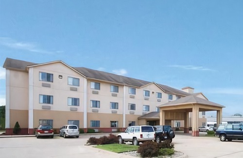 Harrison Hotel | Best Western Plus Whitewater Inn