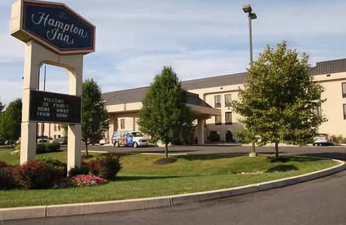 Fountainhead-Orchard Hills Hotel | Hampton Inn Hagerstown-Maugansville