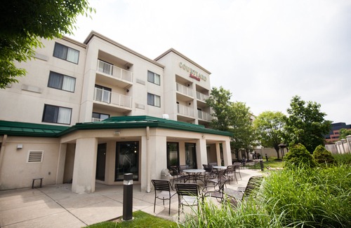 Mount Saint Joseph Hotel | Courtyard by Marriott Cincinnati Airport