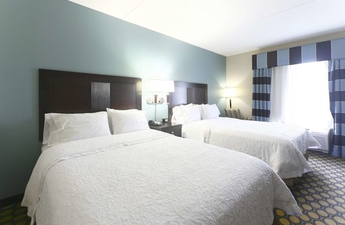North Brunswick Hotel | Hampton Inn North Brunswick