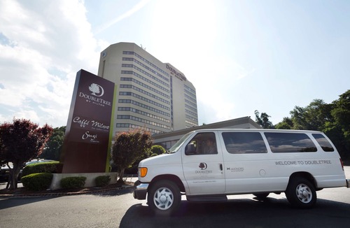 Fort Lee Hotel | DoubleTree by Hilton Fort Lee/George Washington Bridge