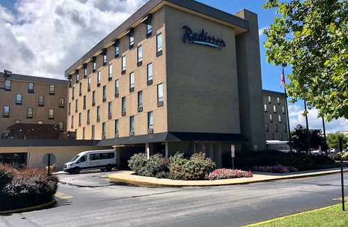 Trevose Hotel | Radisson Hotel Philadelphia Northeast