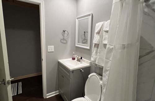 Georgetown Apartment | Pet Friendly Rustic Loft Close to Golf & Beaches