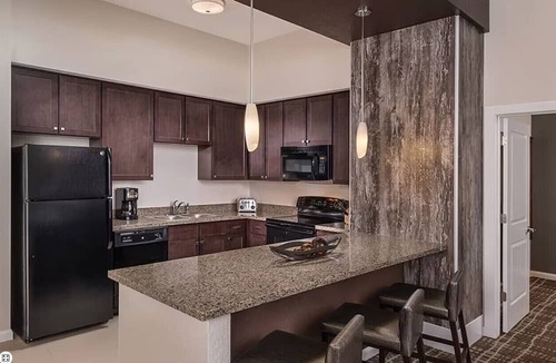 Park City Condo | Cozy 2-bedroom condo with WiFi, AC in fabulous Park City
