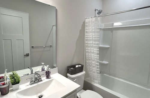 Gibsonia House | Newly built 3-bedroom townhome with comfort and style