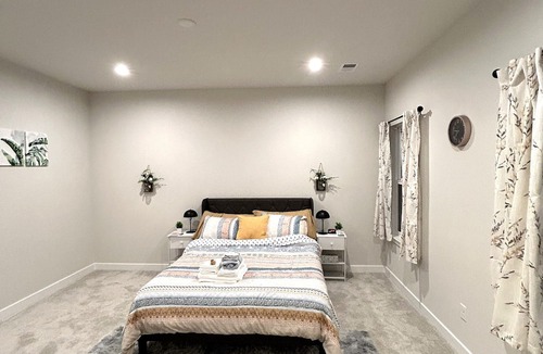 Gibsonia House | Newly built 3-bedroom townhome with comfort and style