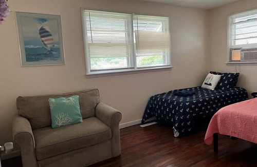 Pleasantville House | Coastal home @ Edgewater