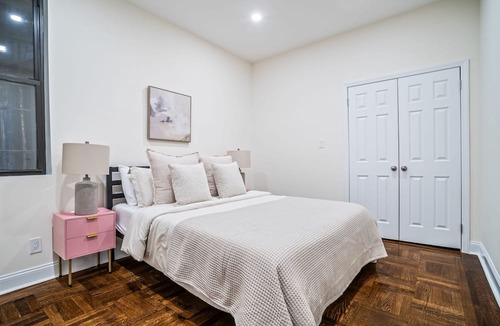 Rose Hill Apartment | Trendy apt with 3 Bd and 1Bath