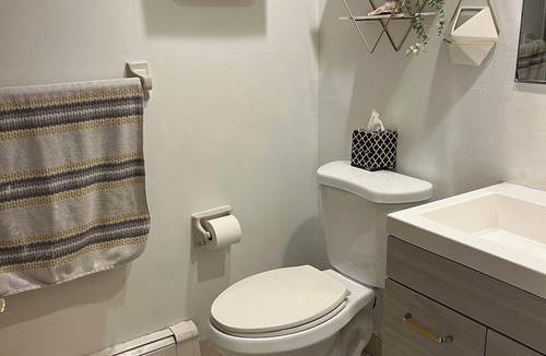 Dumont Apartment | Cozy 1 bedroom apartment in Bergen County. Just 20 mins from NYC.