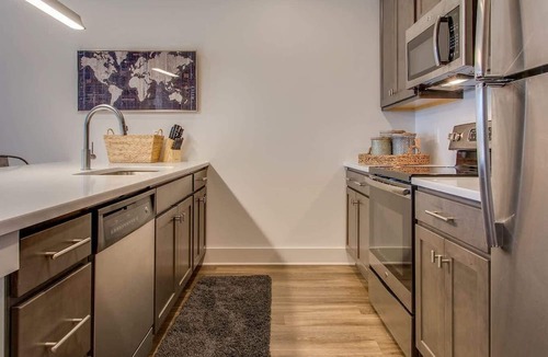 Nashville Apartment | New* East Nash - King Bed, Short Drive to Dwntwn!