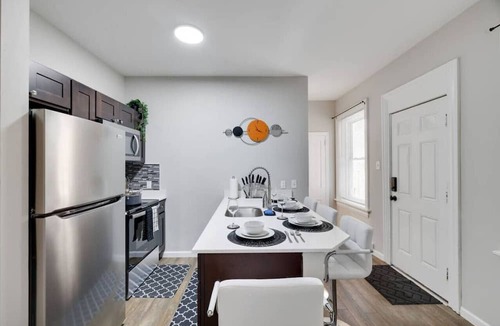 Allentown Apartment | Supreme Hidden Gem in Allentown