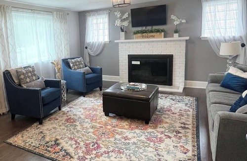 York Apartment | Modern & Stylish Apartment Getaway – Perfect for Business Travelers